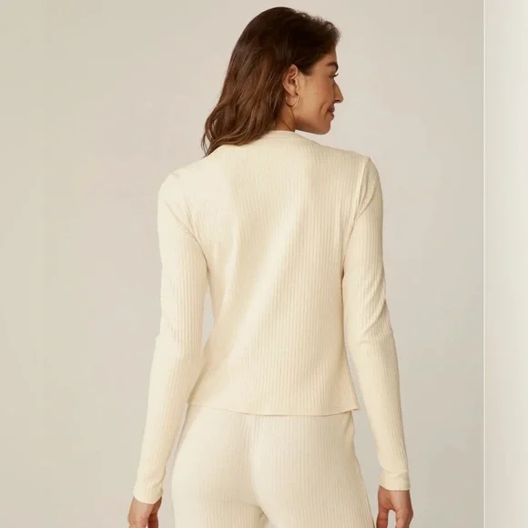 Beyond Yoga Set Well Travelled Cardigan and Tank - Picture 2 of 12